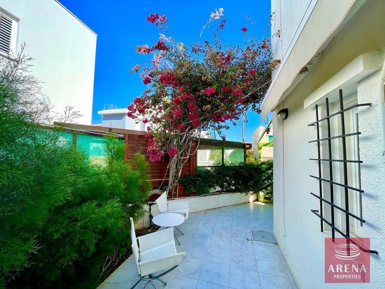 2-VILLA-IN-CAPE-GRECO-9122-15