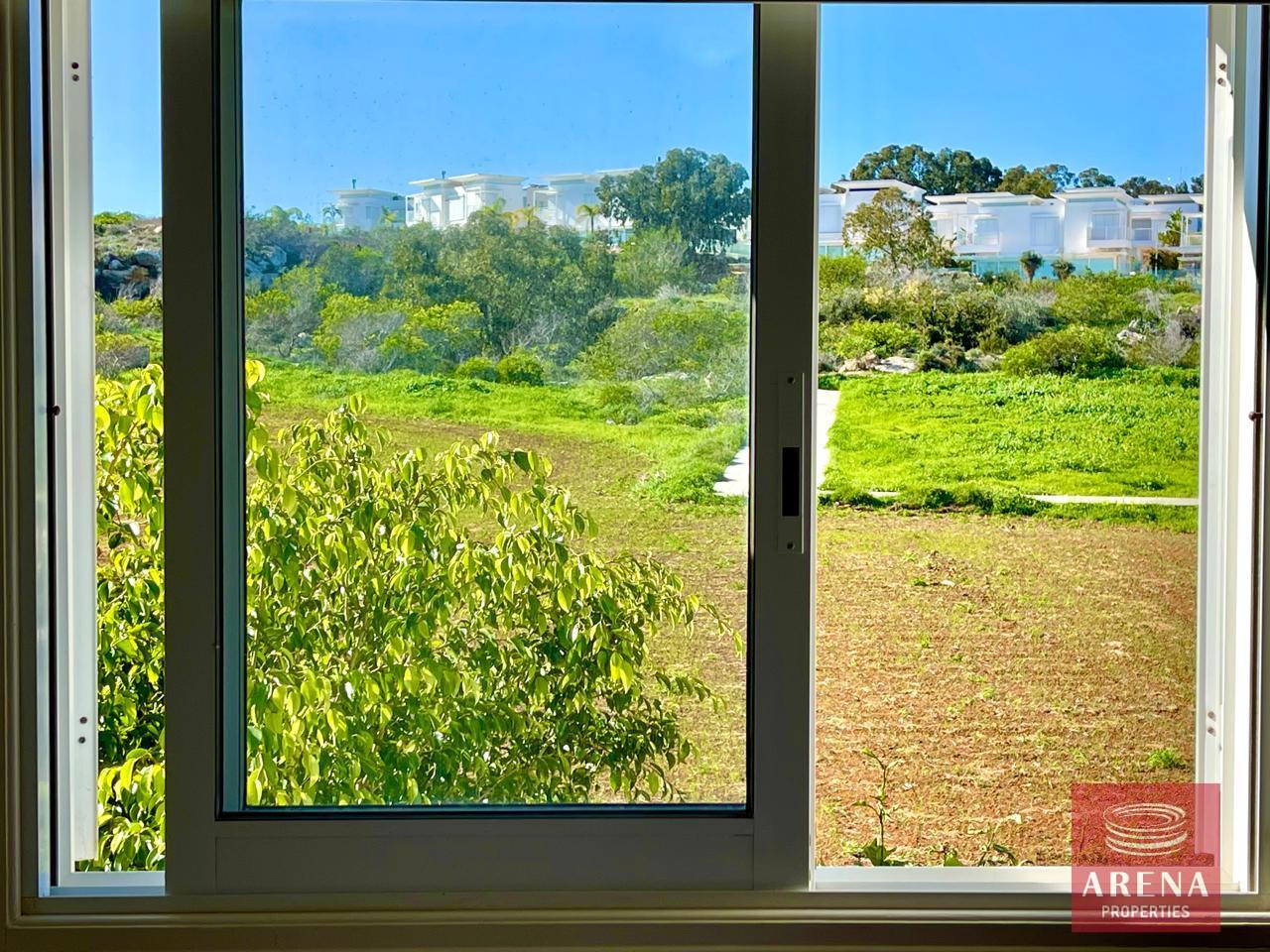 2-VILLA-IN-CAPE-GRECO-9122-32