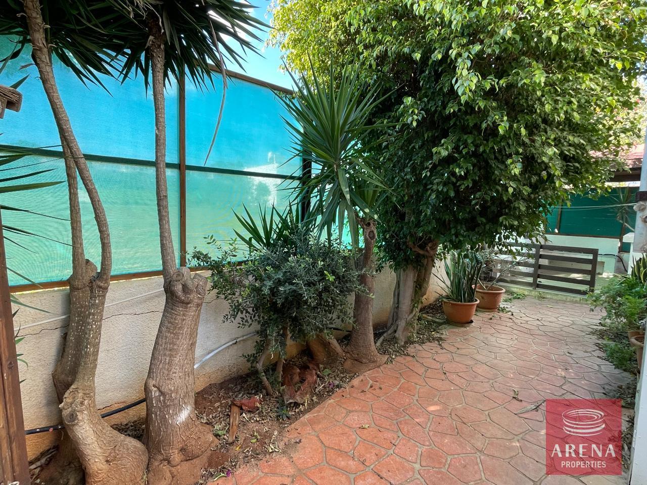 2-VILLA-IN-CAPE-GRECO-9122-8