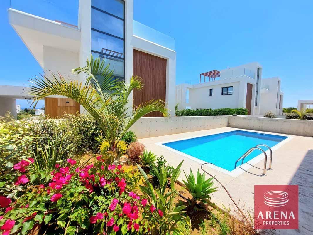 2-VILLA-IN-PROARAS-7279