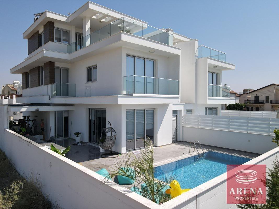 2-Villa-in-Dekelia-5533-2