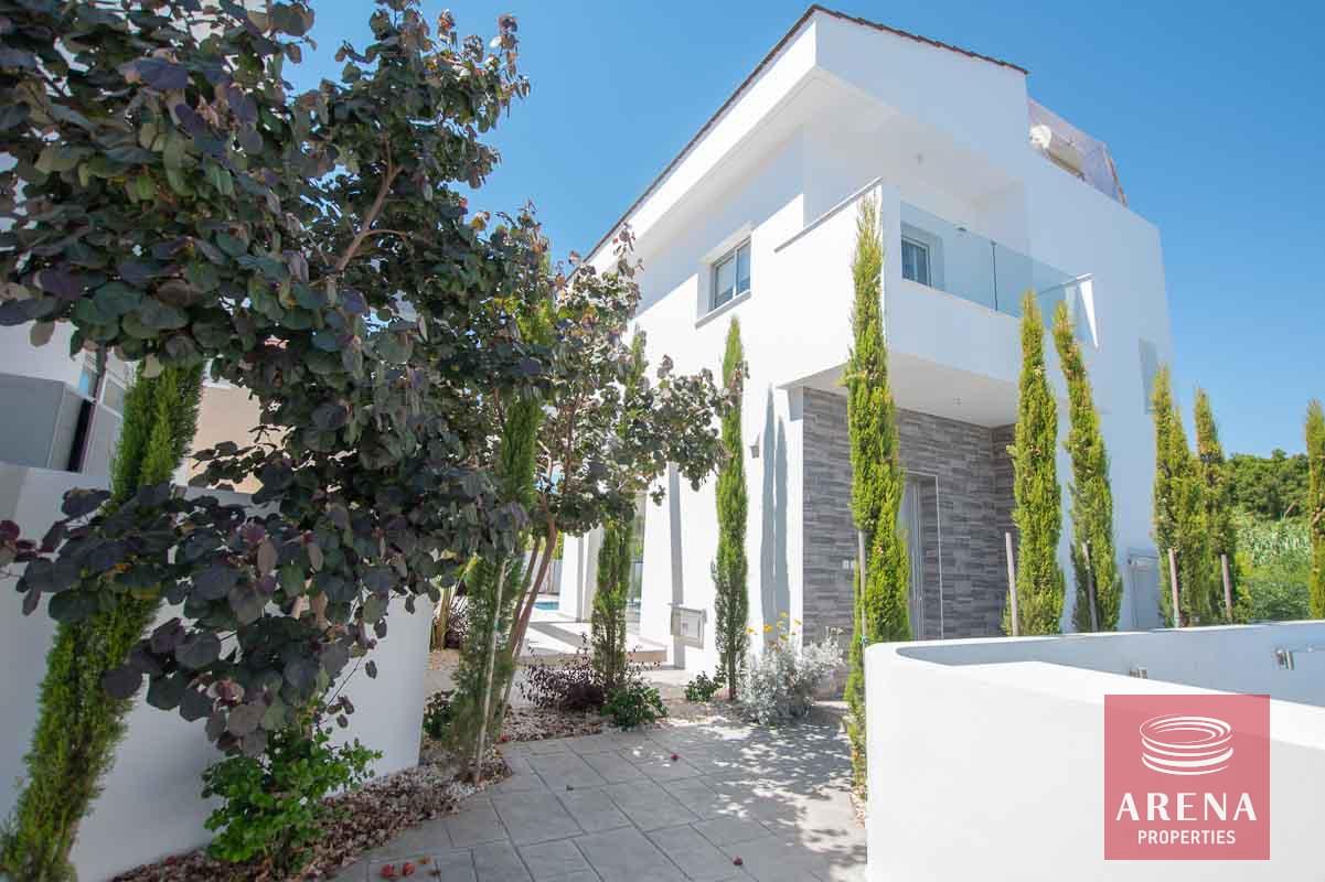 2-Villa-in-Kapparis-5698