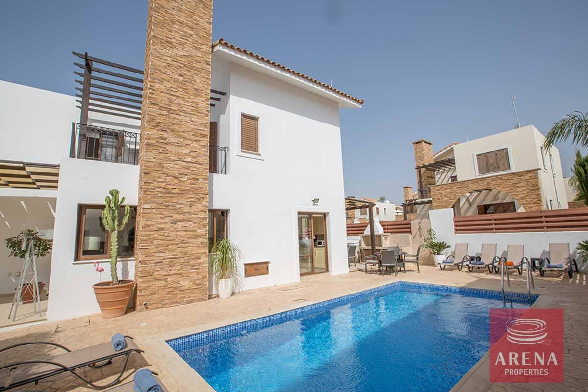 2-Villa-with-pool-in-Ayia-Thekla-6241