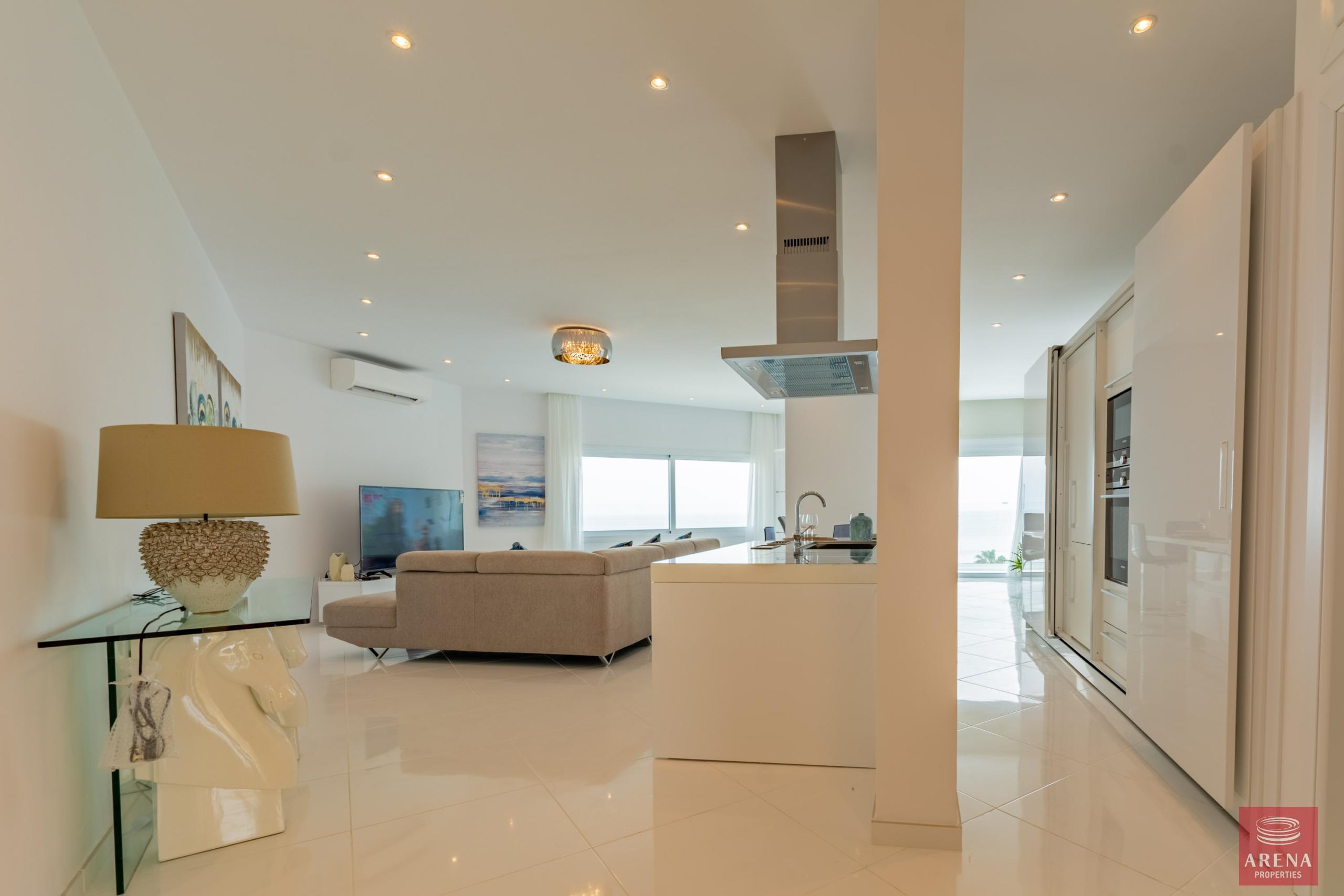 2-apt-in-ayia-triada-scaled-1