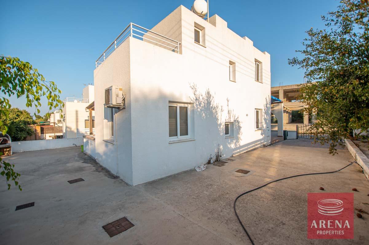 2-house-for-rent-in-protara