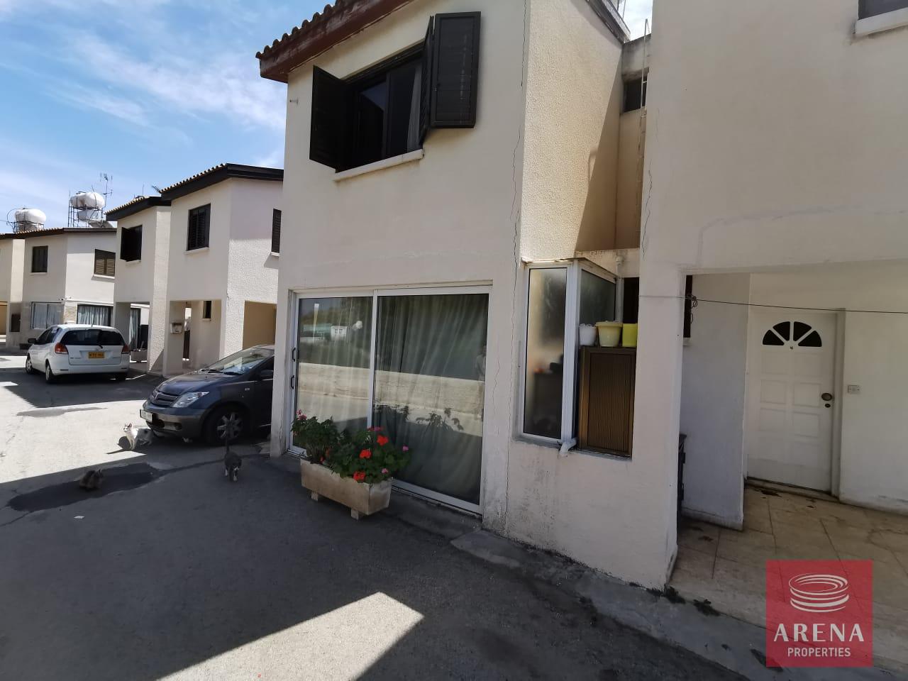 2-townhouse-in-meneou-5739-2