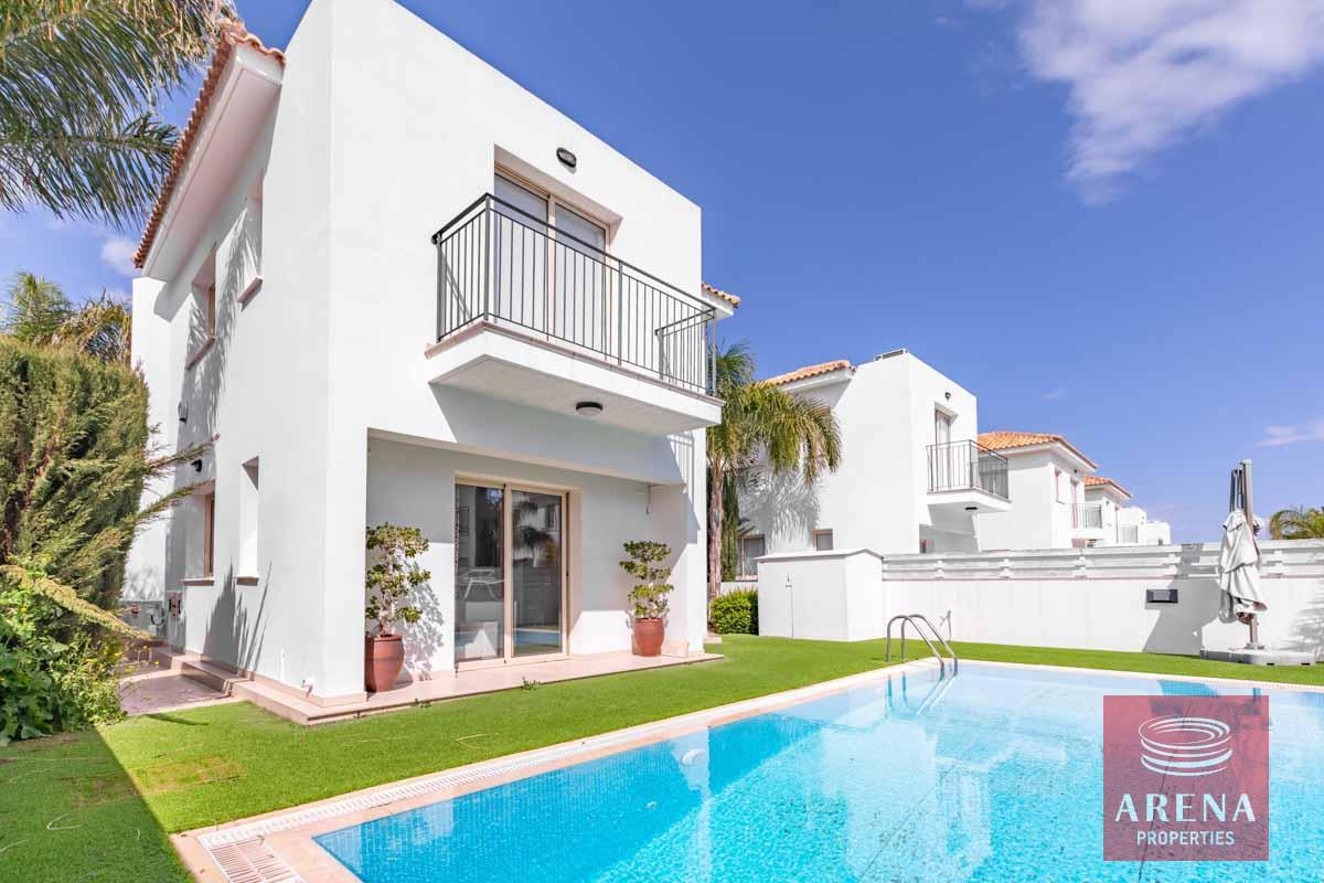 2-villa-for-sale-in-Pernera-6133