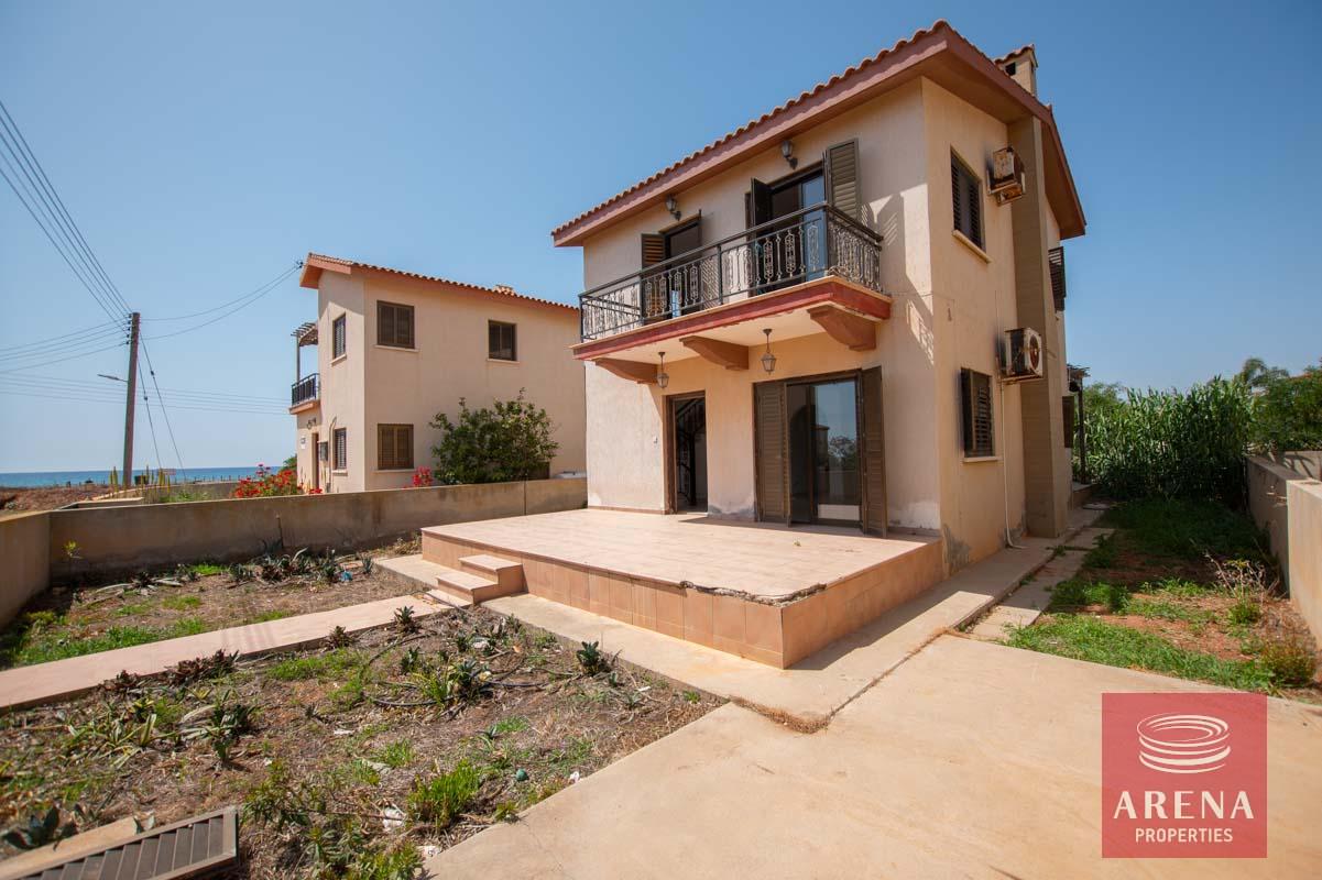 2-villa-in-ayia-thekla-5652-1