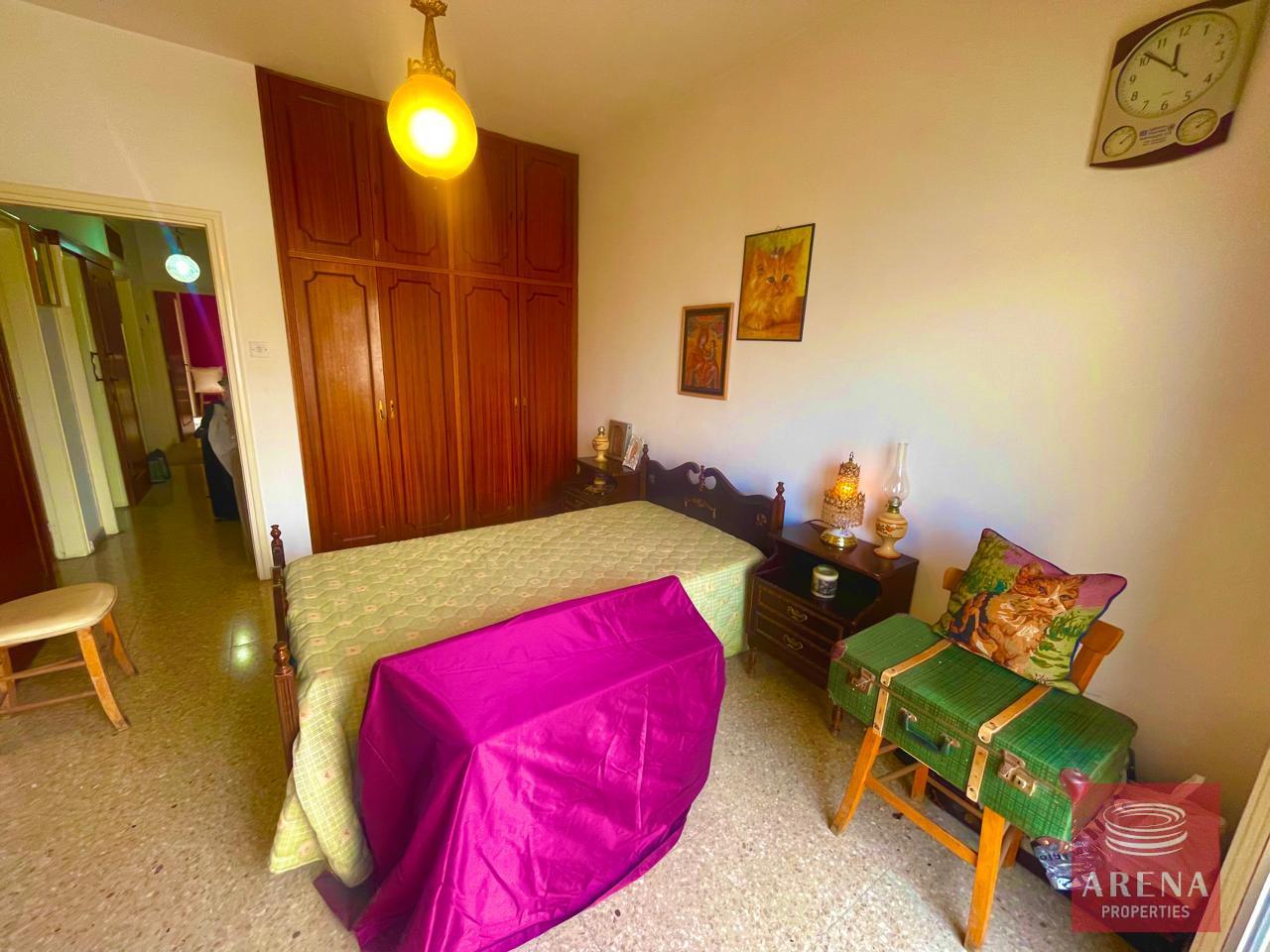 20-3-BED-TH-IN-SOTIROS-8141