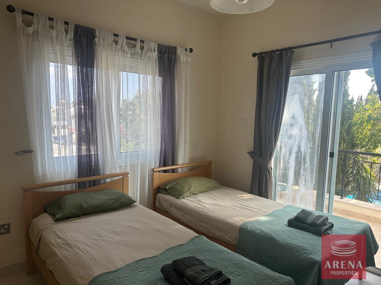 20-3-BED-VILLA-IN-AYIA-THEKLA-9168