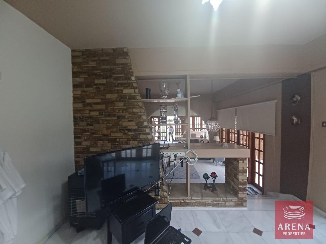 20-3-BED-VILLA-IN-PYLA-7456