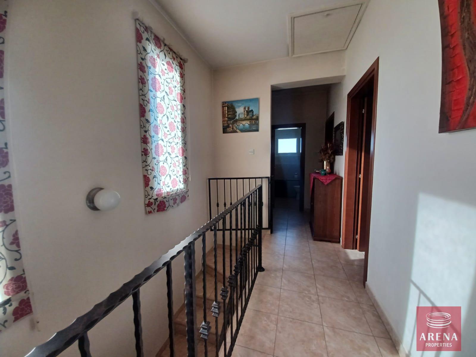 20-3-BED-VILLA-IN-VRYSOULLES-9169