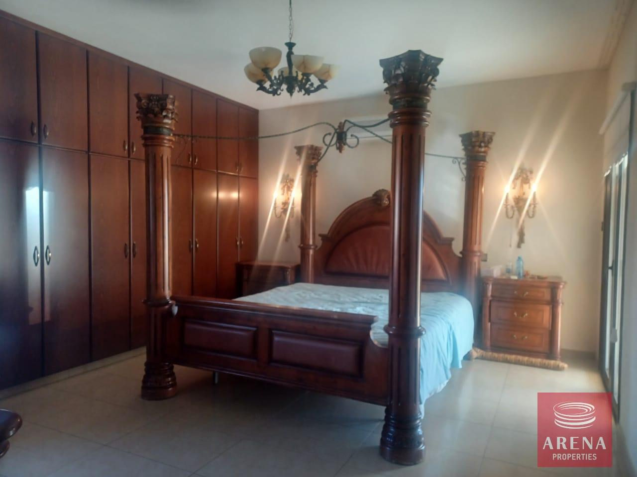 20-3-BED-VILLA-VRYSOULLES-9128