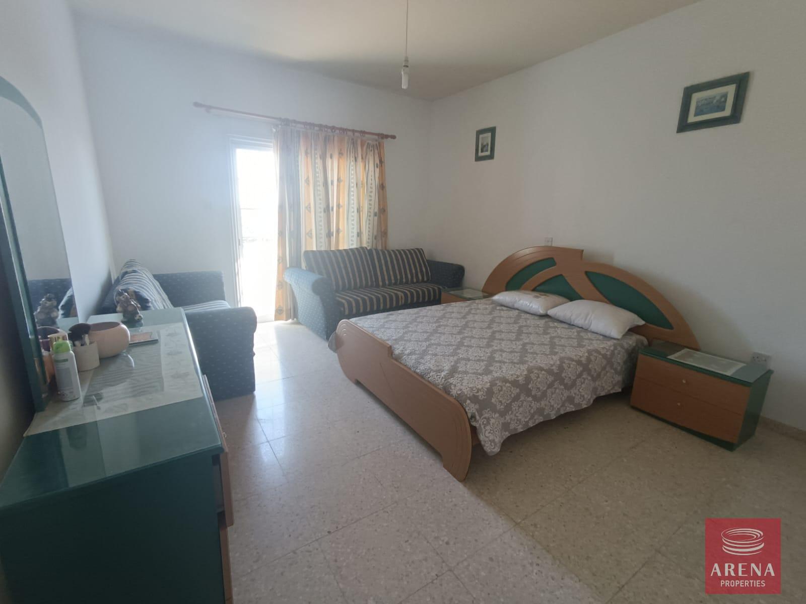 20-4-BED-HOUSE-IN-LARNACA-8013-4