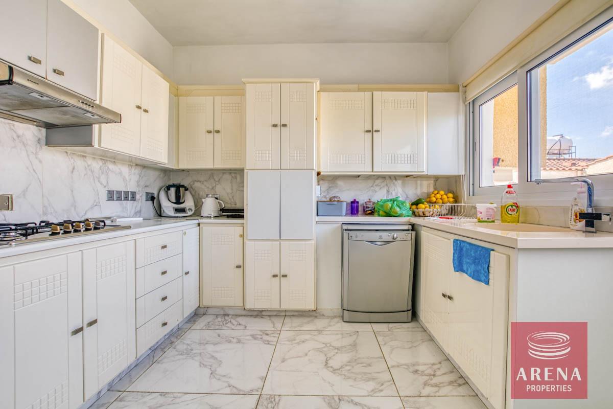 20-4-BED-VILLA-IN-PARALIMNI-6092-2