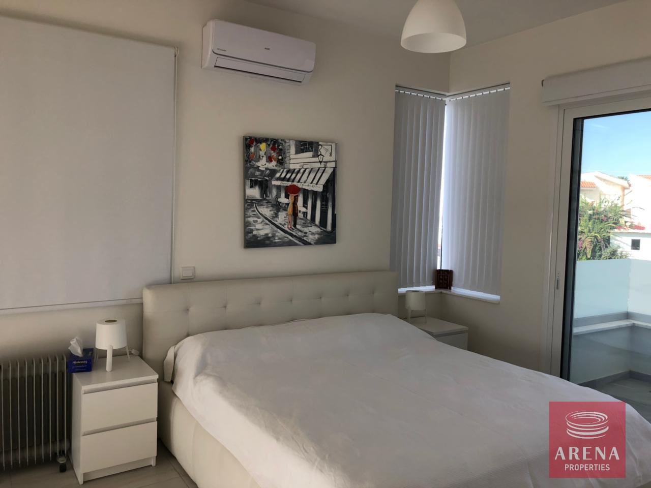 20-4-BED-VILLA-IN-PARALIMNI-7728-2