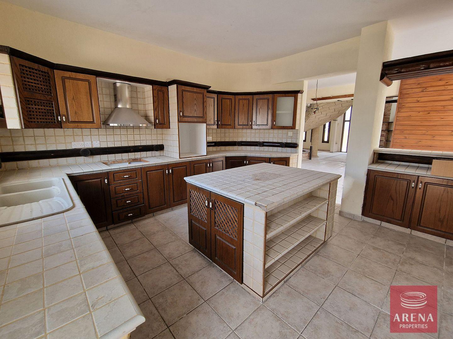 20-4-bed-villa-in-Dali-6684-1