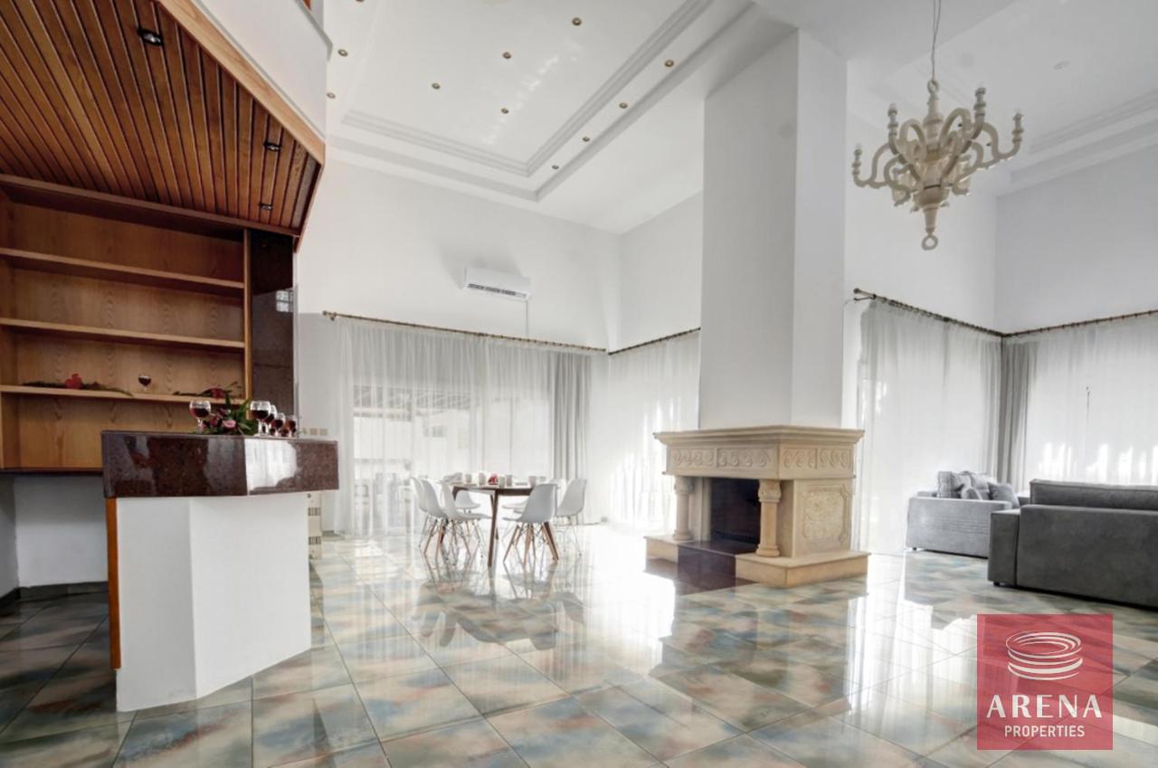 20-7-BED-VILLA-IN-AYIA-NAPA-6706-1