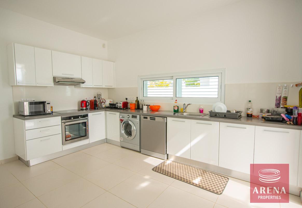 20-Villa-for-sale-Ayia-Triada-5614-3