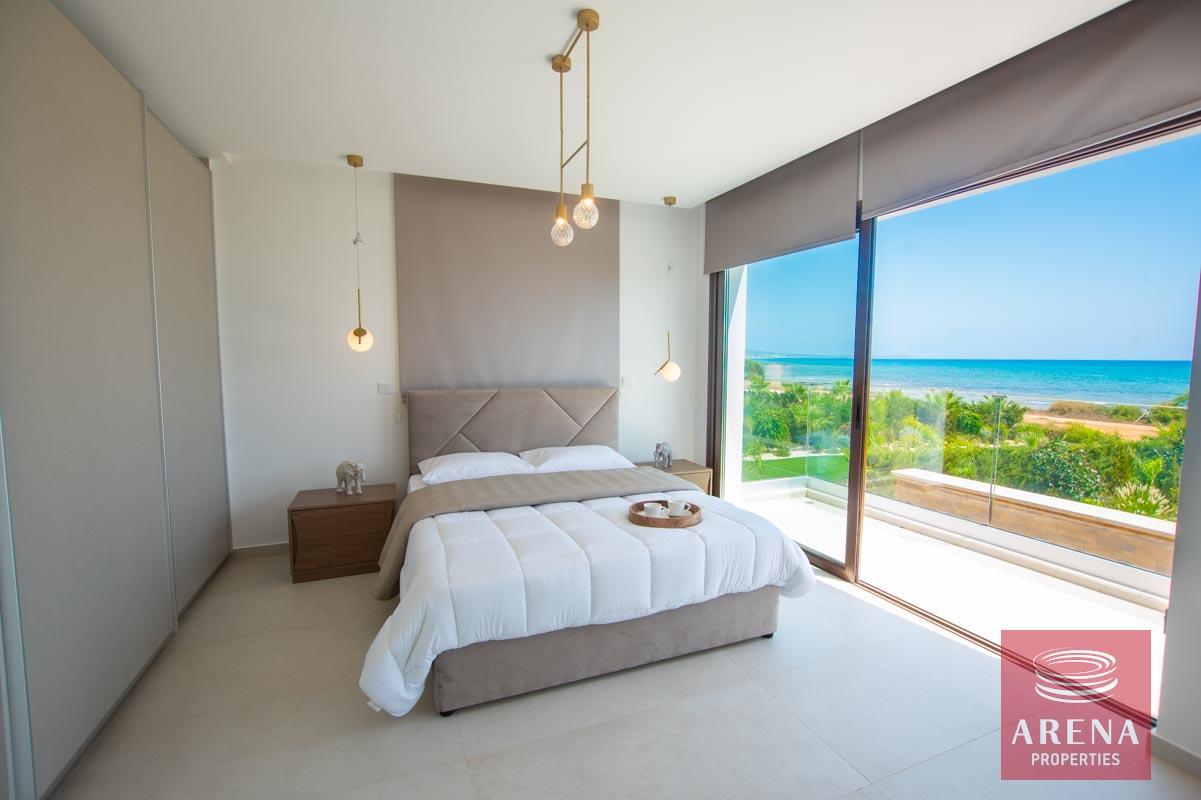 20-seafront-villa-ayia-thekla-5842-1