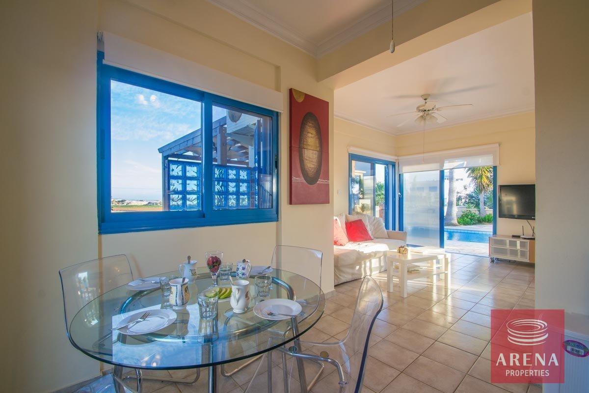 20-villa-in-ayia-thekla_0