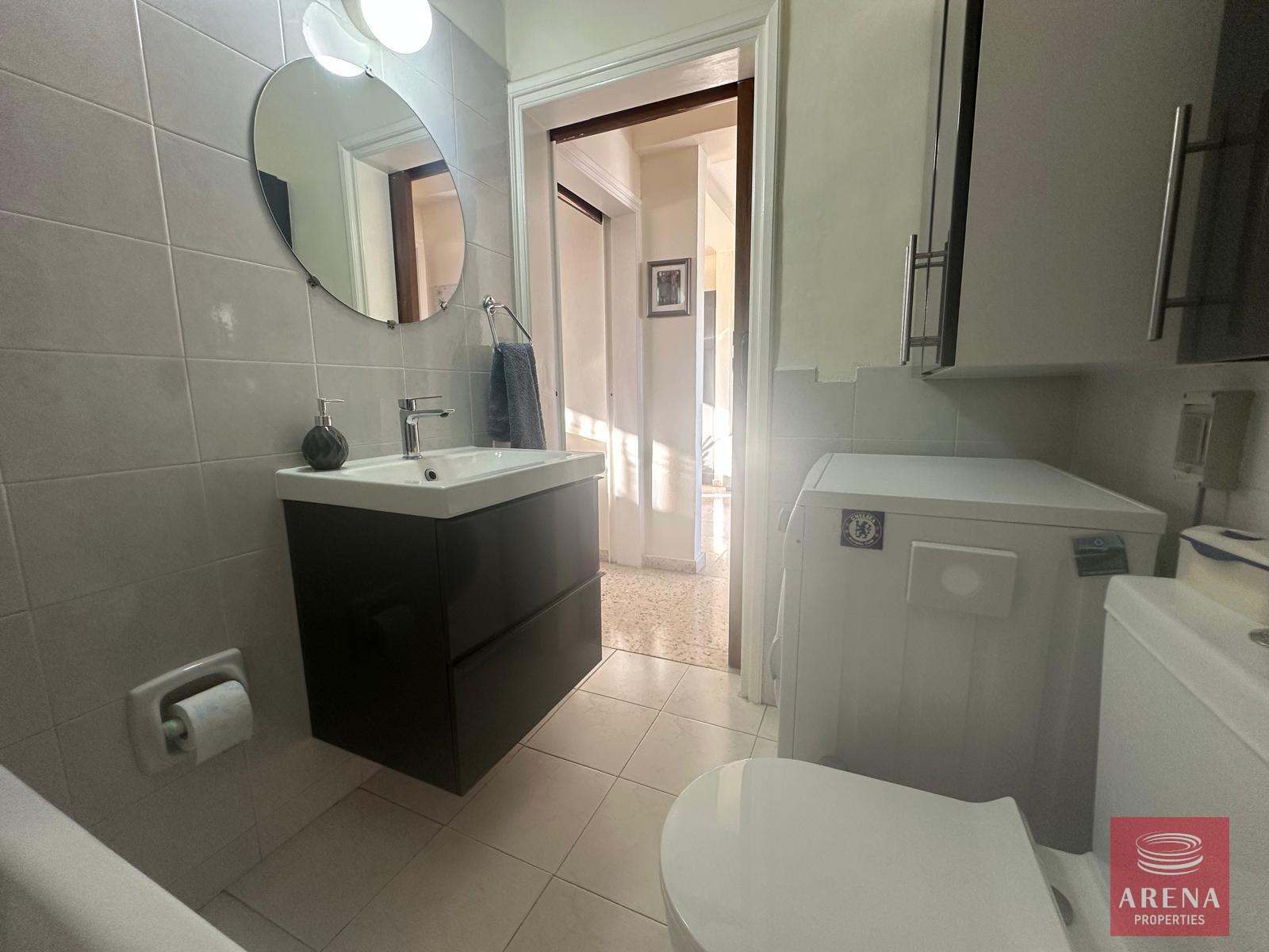 21-2-BED-APT-IN-PARALIMNI-8674