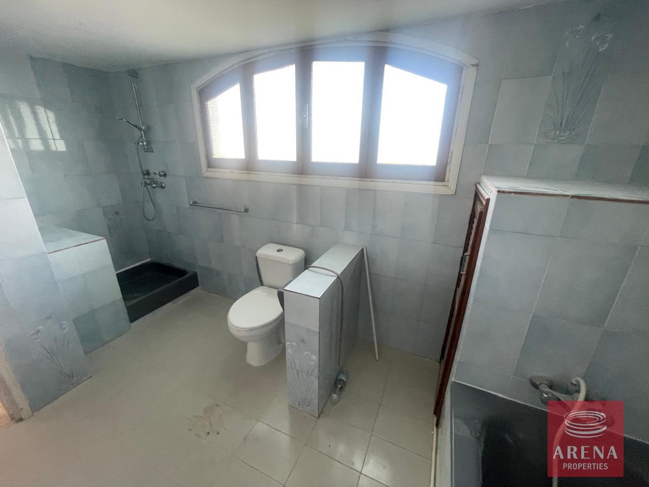 21-3-BED-HOUSE-ORMIDIA-8377