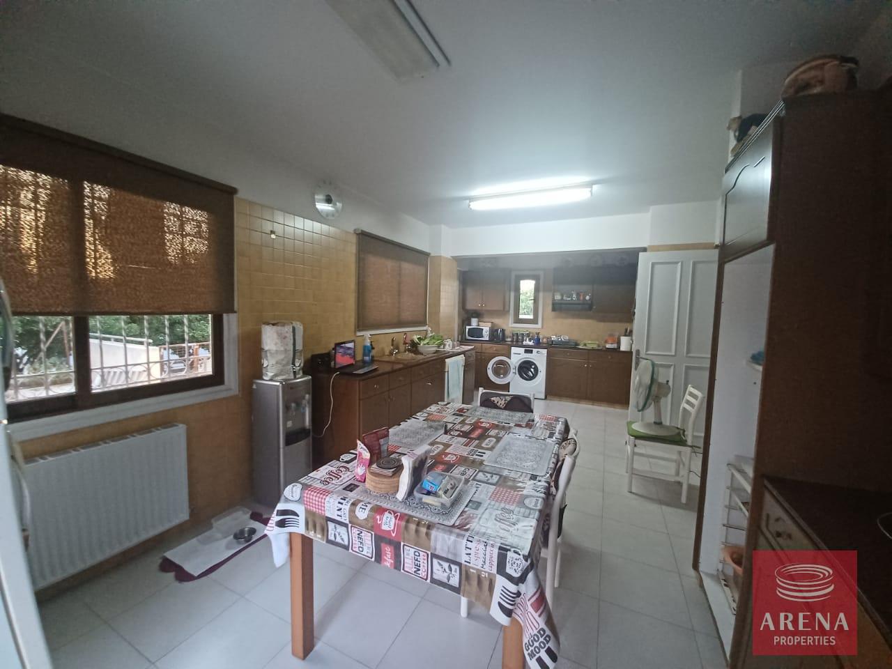 21-3-BED-VILLA-IN-PYLA-7456