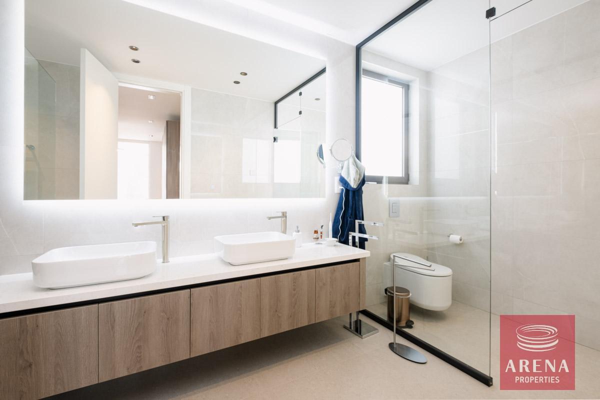 21-4-BED-VILLA-IN-AYIA-THEKLA-8950