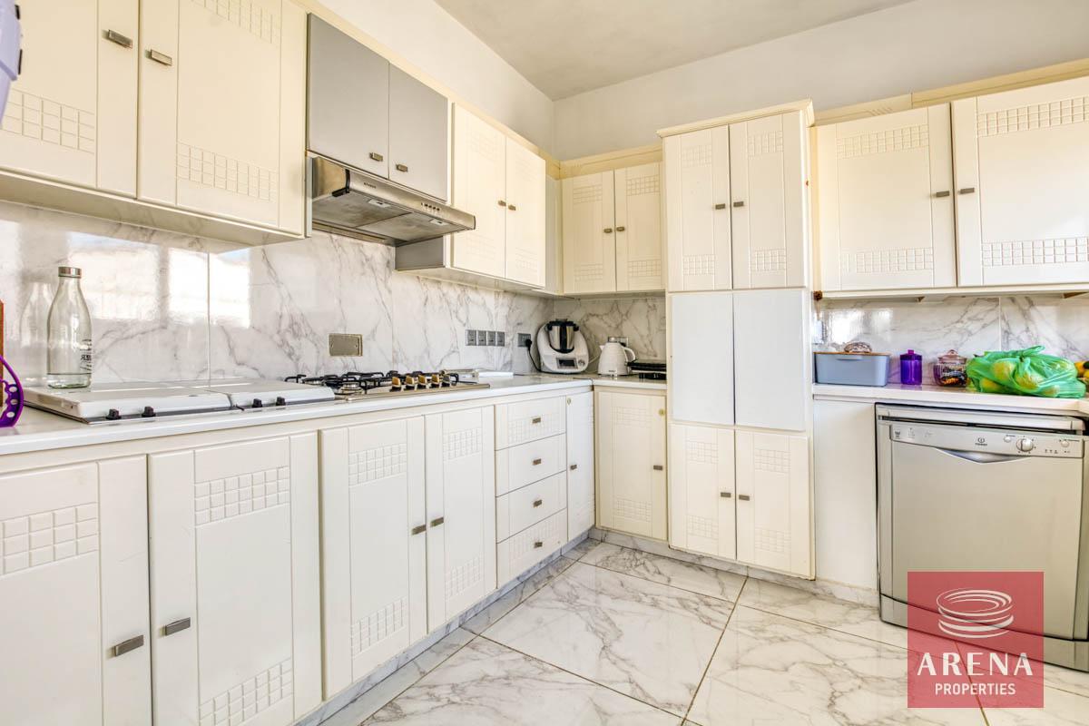 21-4-BED-VILLA-IN-PARALIMNI-6092-2