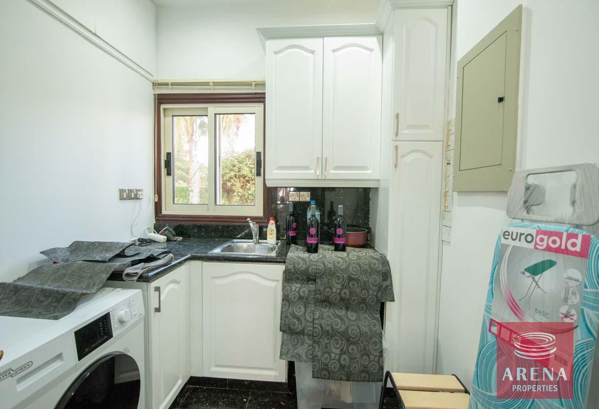 21-5-BED-VILLA-FOR-RENT-IN-PERVOLIA-5979-2