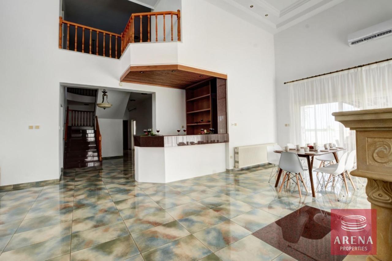 21-7-BED-VILLA-IN-AYIA-NAPA-6706-1