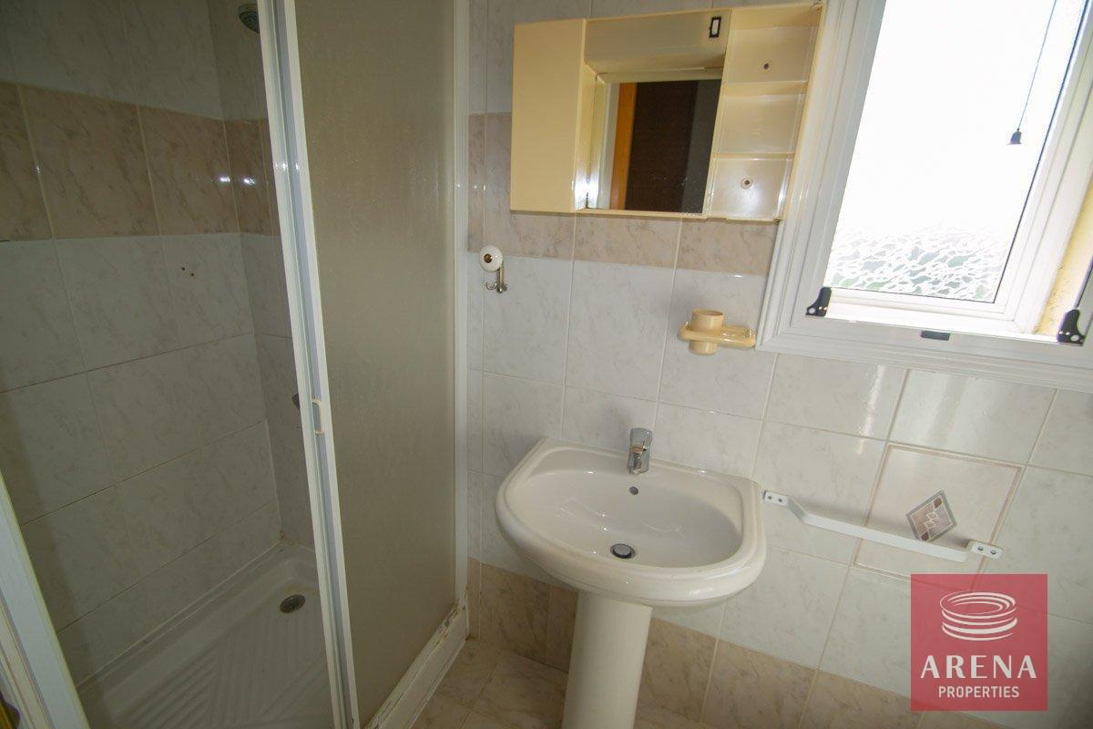 21-House-in-Paralimni-5409_0-1