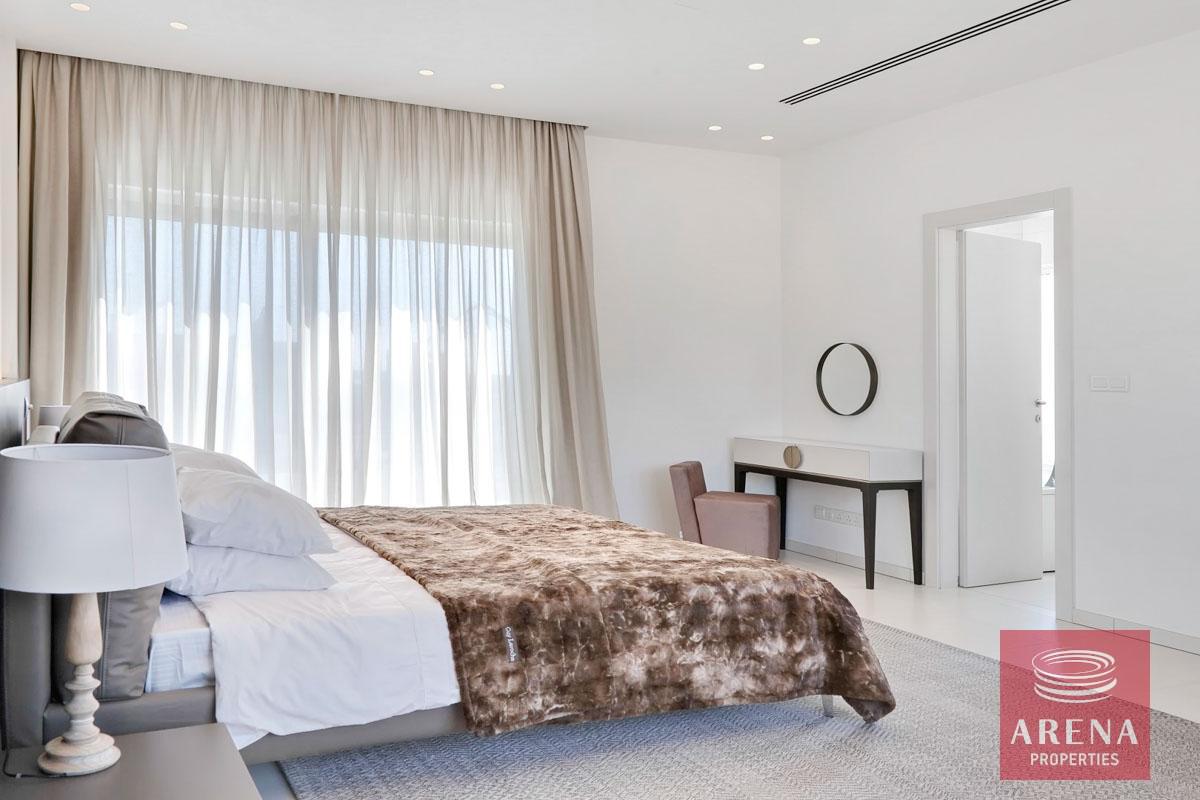 21-VILLA-FOR-SALEIN-AYIA-NAPA-7042-1