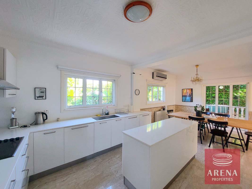 21-VILLA-IN-AYIA-NAPA-6501