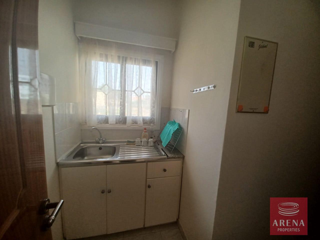 22-3-BED-HOUSE-IN-DERYNIA-7162