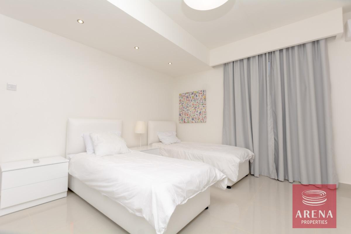 22-4-Bed-villa-in-Protaras-6036-1