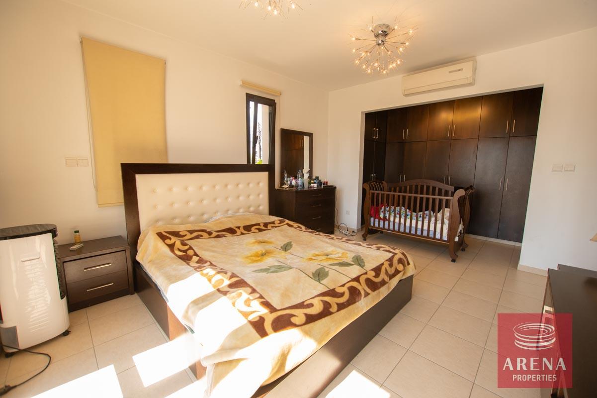 22-4-bed-house-for-sale-6041-1