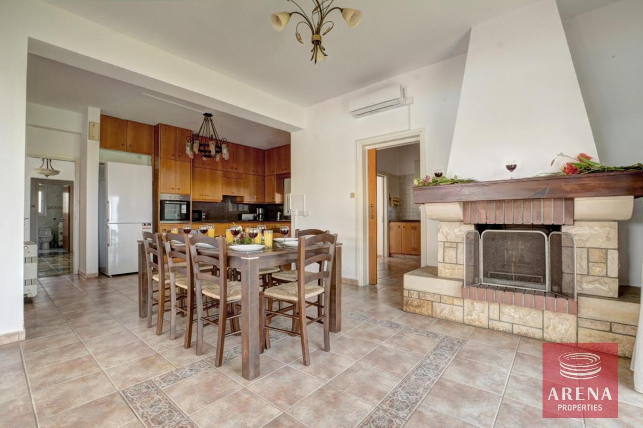 22-7-BED-VILLA-IN-AYIA-NAPA-6706-1