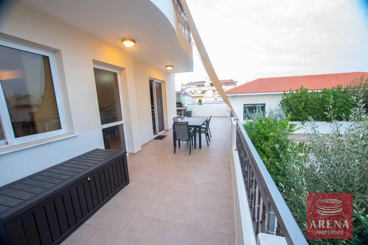 22-Townhouse-in-Oroklini-5773-1