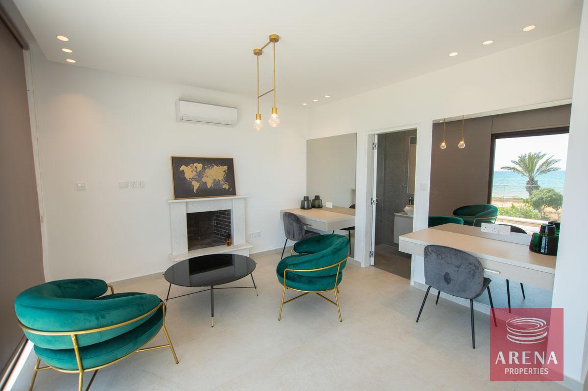 22-seafront-villa-ayia-thekla-5842-1