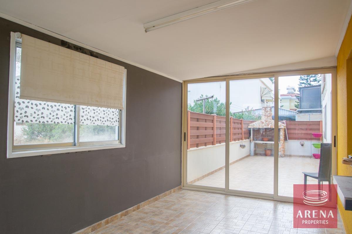 23-3-BED-APT-DERYNIA-5784-1-2