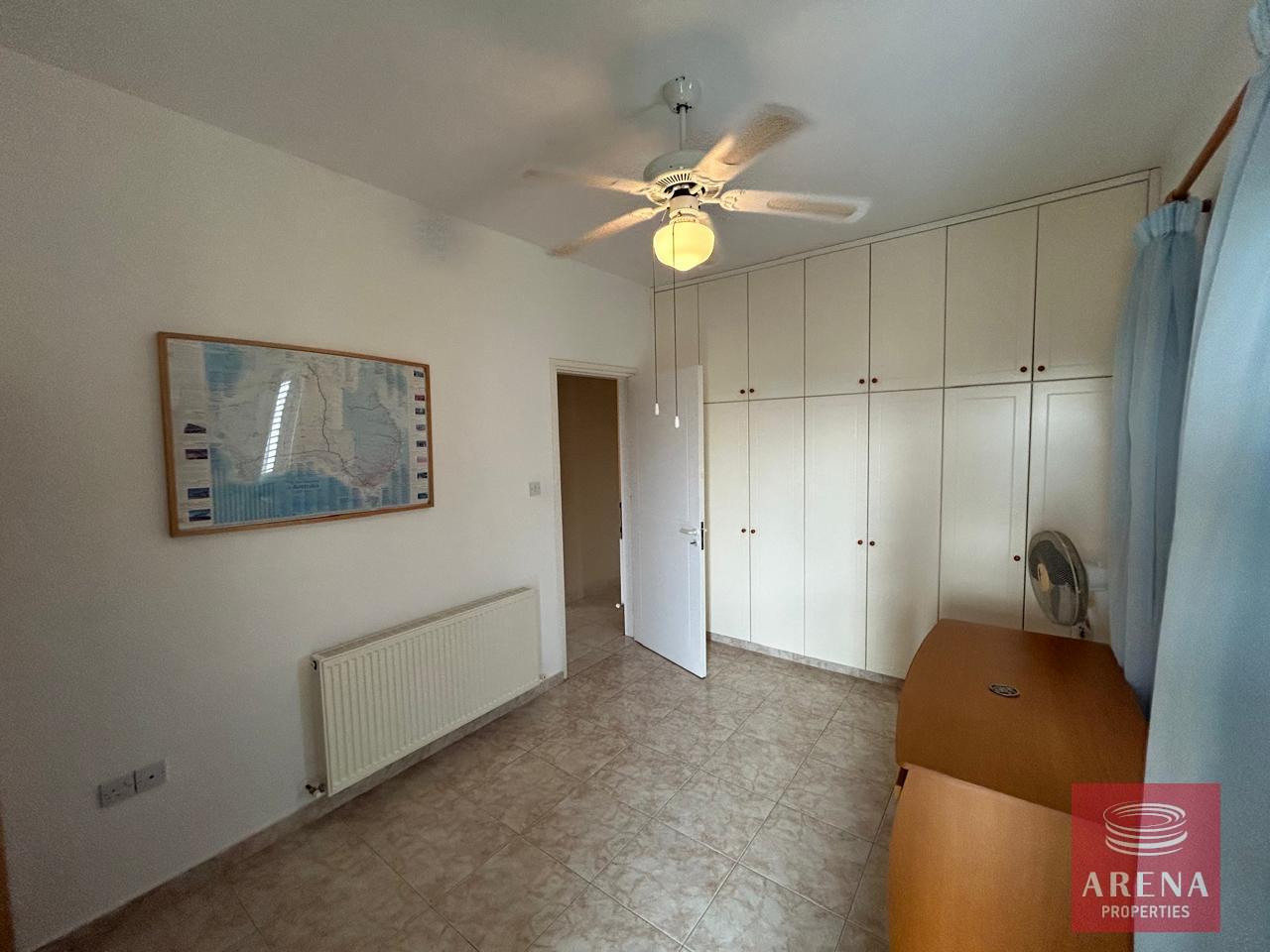 23-4-BED-VILLA-IN-ARADIPPOU-8641