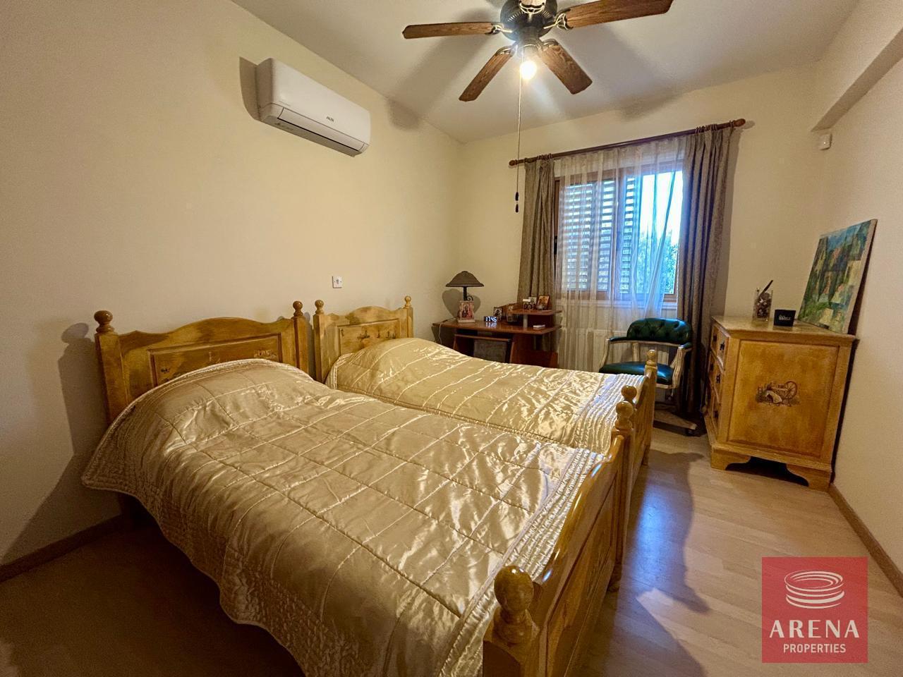 23-4-BED-VILLA-PERVOLIA-8659