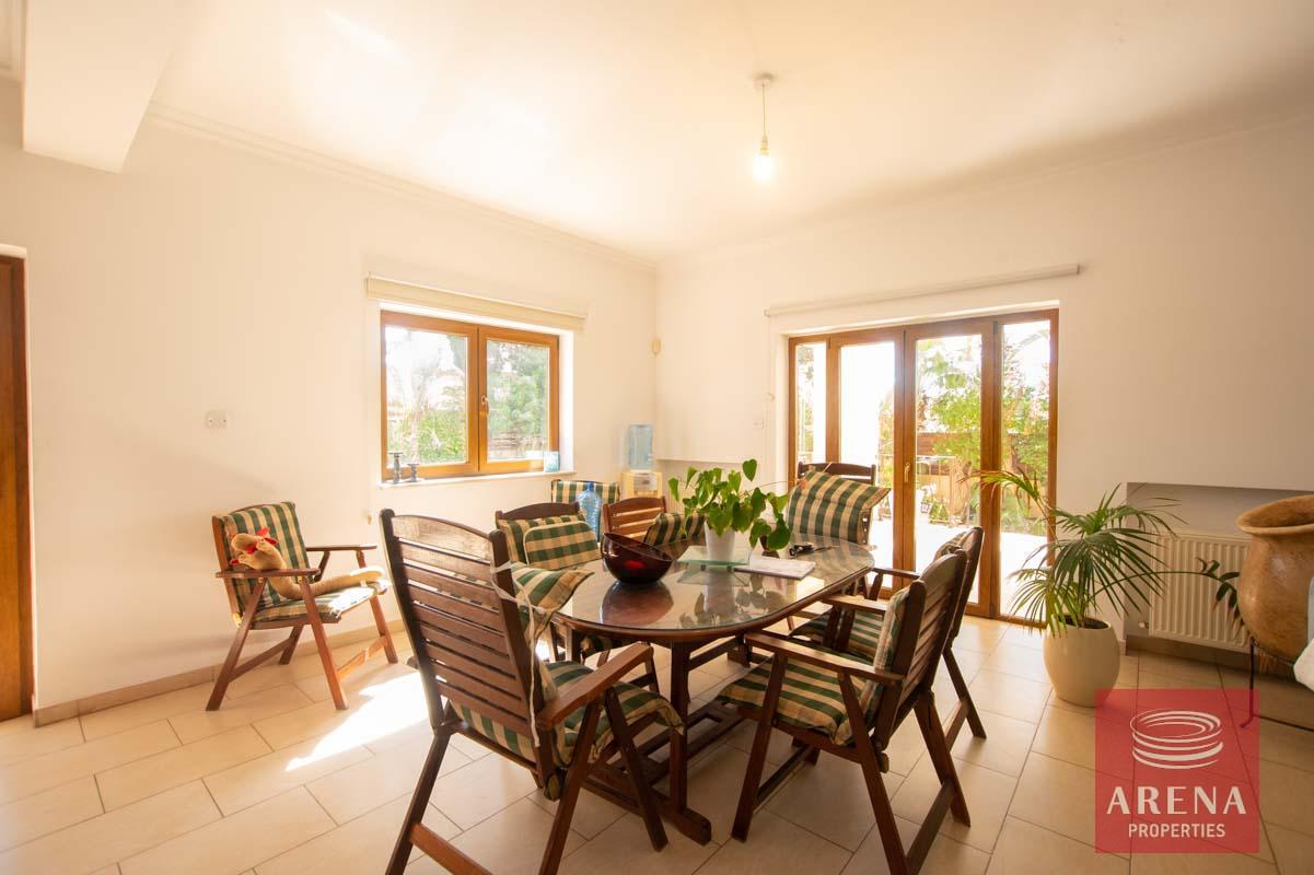 23-5-BED-villa-in-derynia-5777-4