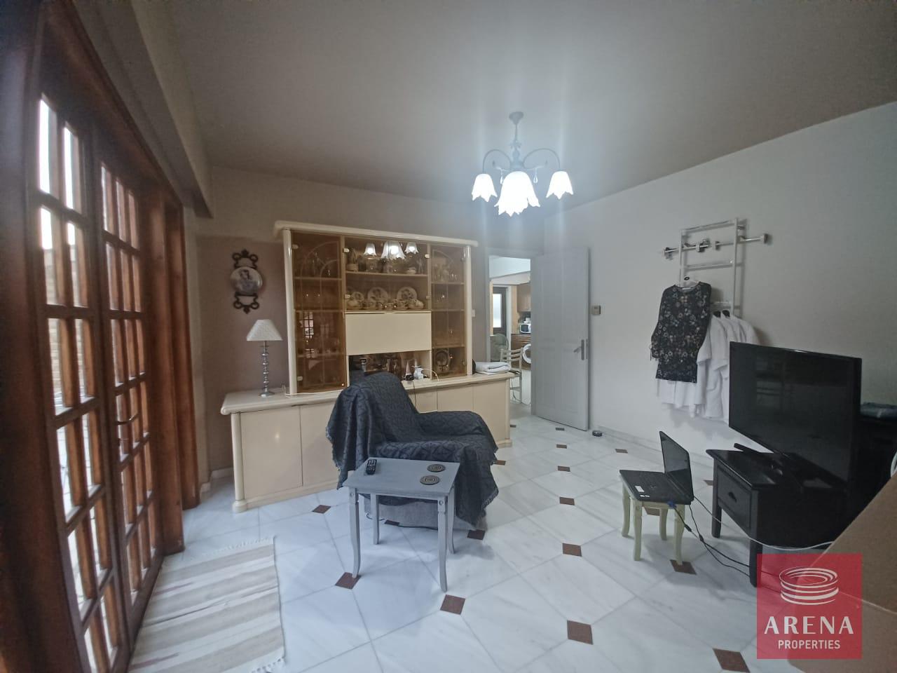 24-3-BED-VILLA-IN-PYLA-7456