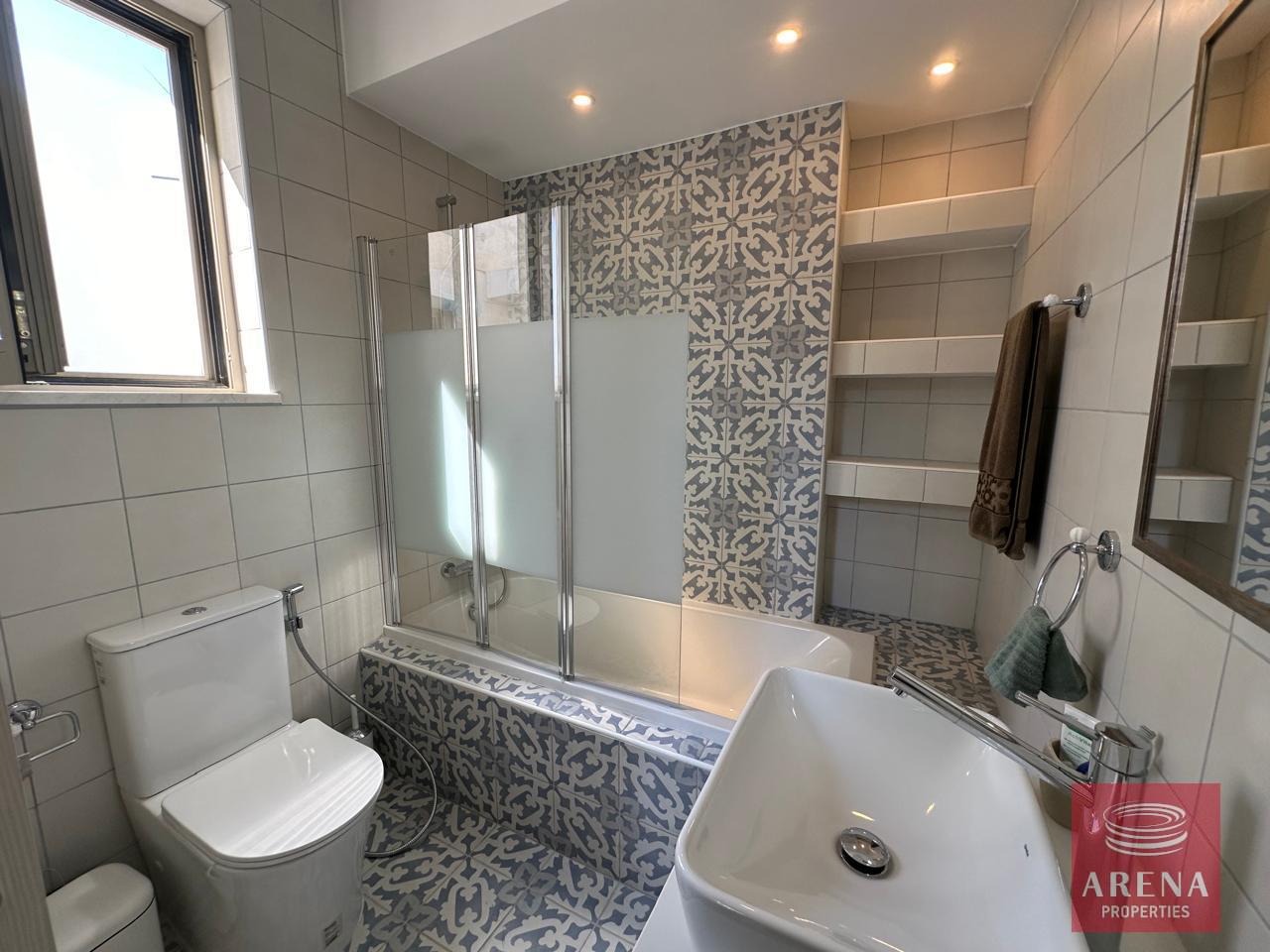 24-4-bed-villa-livadia-8384
