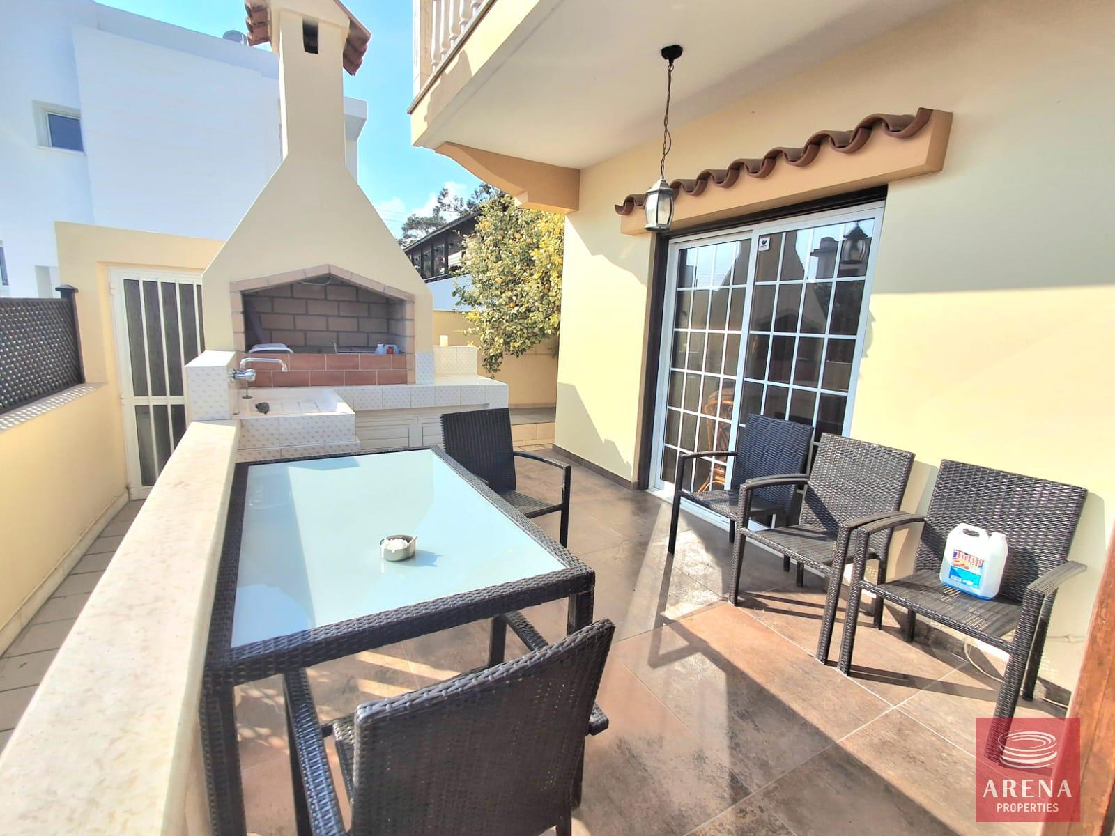 24-5-BED-VILLA-LIVADIA-9182