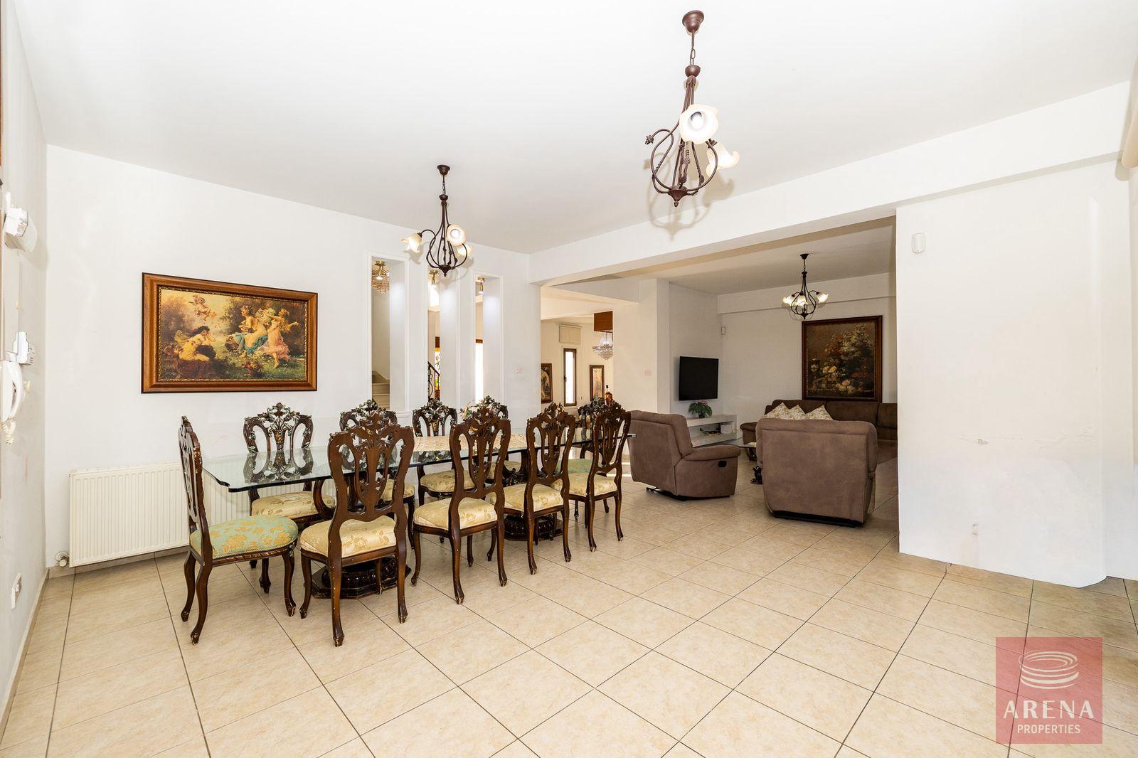 24-5-bed-villa-kiti-10152-5