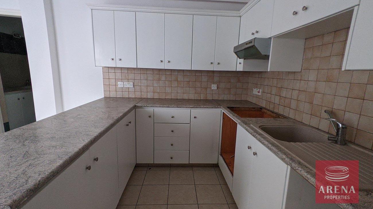 24-TOWNHOUSE-IN-PERNERA-8398